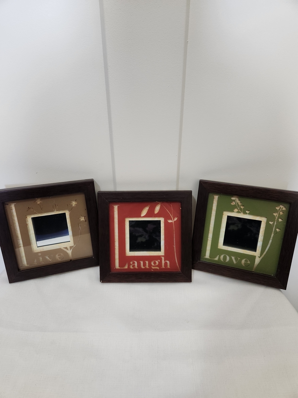 Framed 'Live, Laugh,Love' Wall Mirrored Art Decor